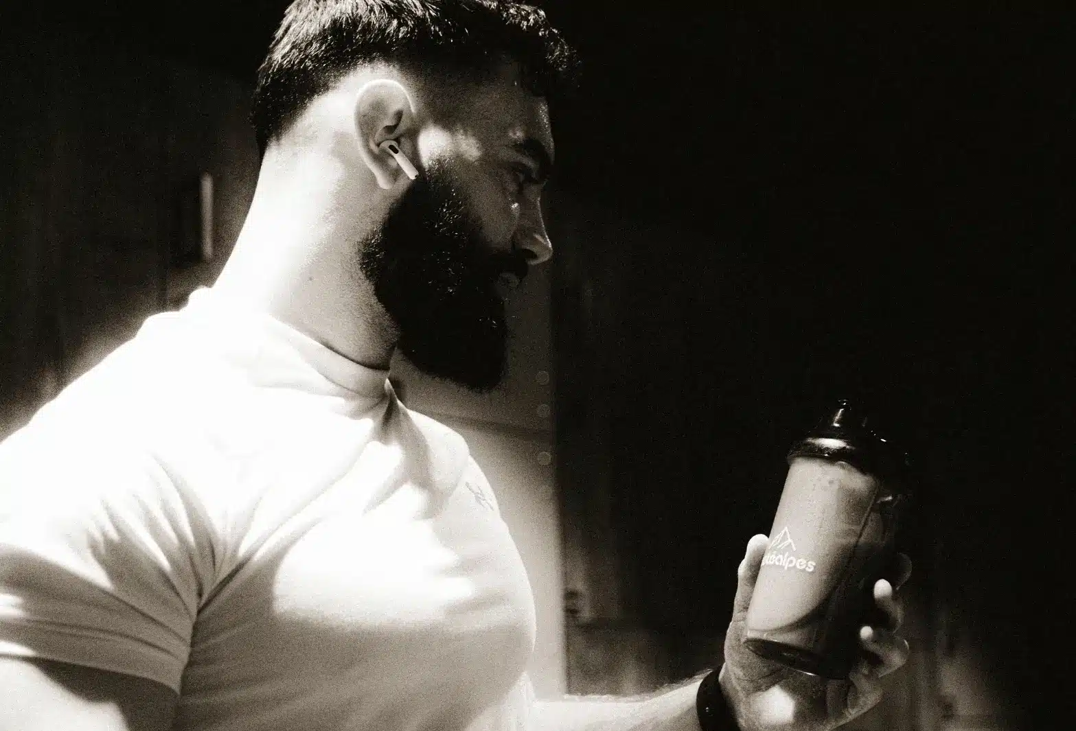 Whey native vs whey isolate : quelle est la meilleure whey ?