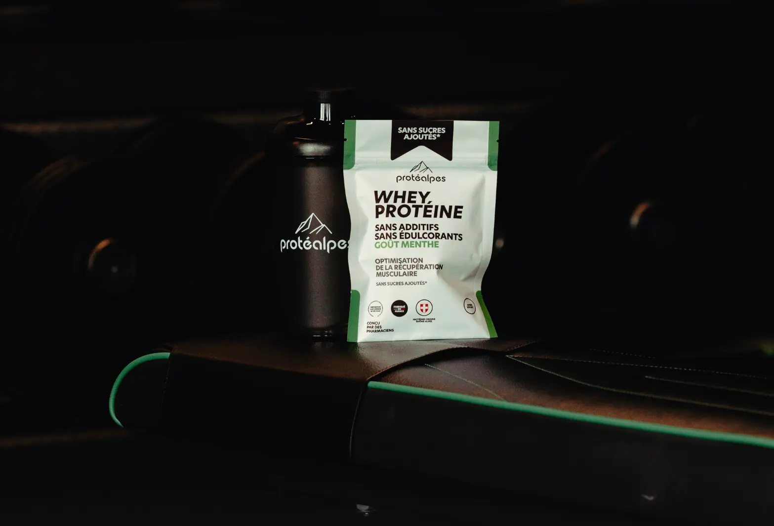 Protéalpes : Whey protéine de haute qualité, sans additifs ni édulcorants, goût menthe. Optimise votre récupération muscu !