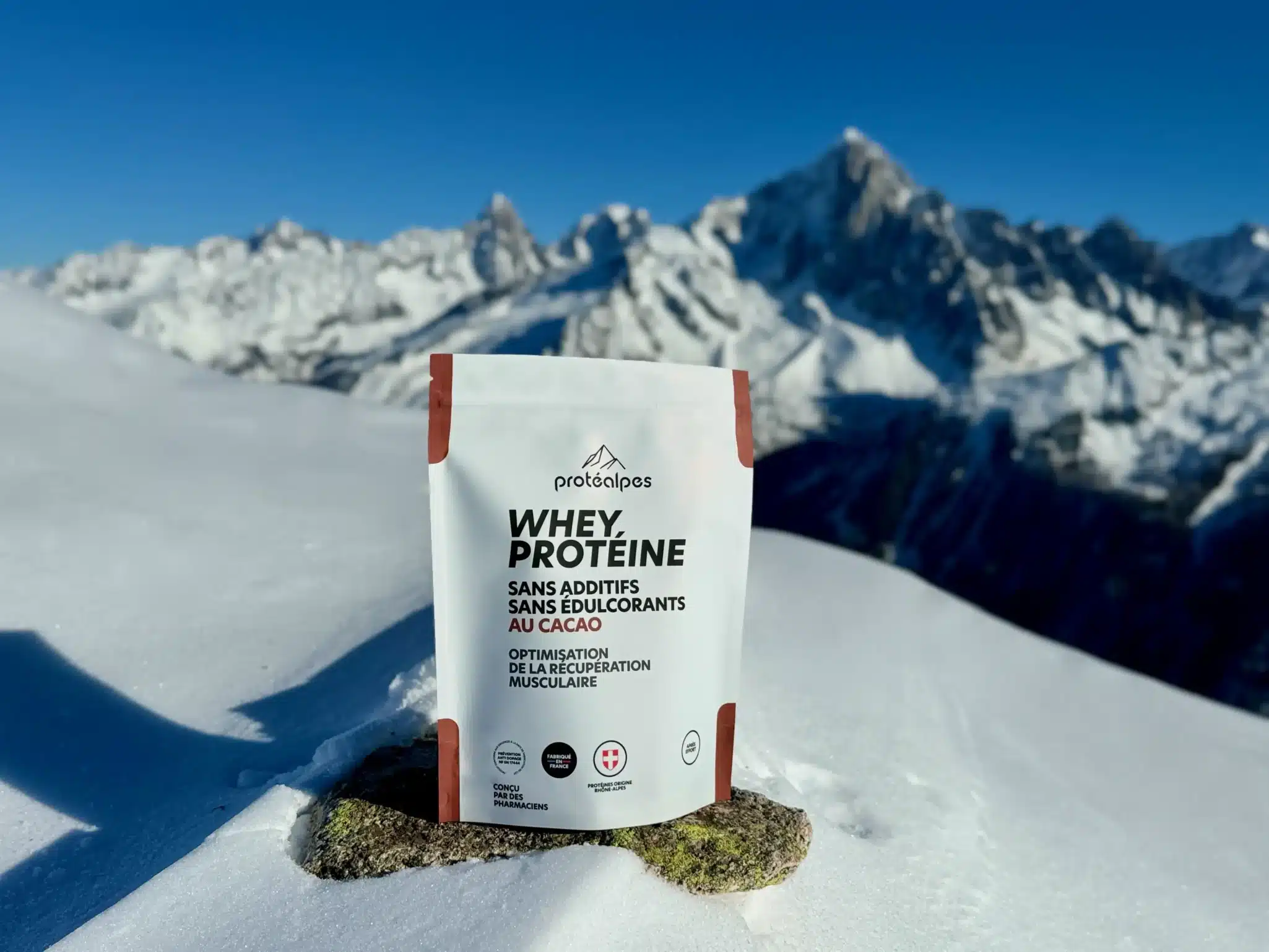 Protéalpes-Molkenprotein-Beutel aus dem Hochgebirge, ohne Süßstoffe und Zusatzstoffe, für eine optimale Sporternährung.